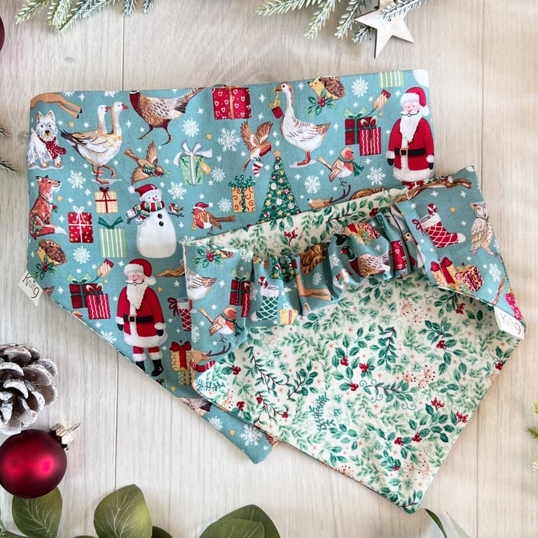 Scrunchie Back Dog Bandana - Fully Reversible Christmas Motifs & Evergreen