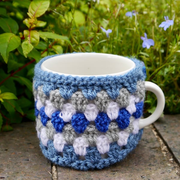 Blue Retro Stripe Crochet Mug Cosy