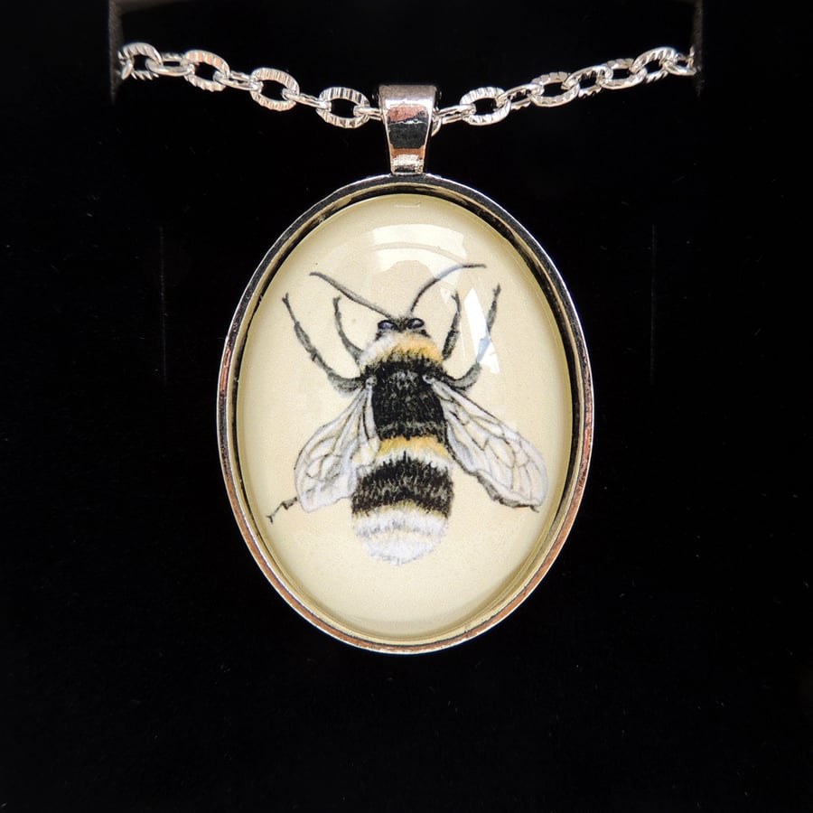 Bee Pendant Necklace - Simply Silver Style
