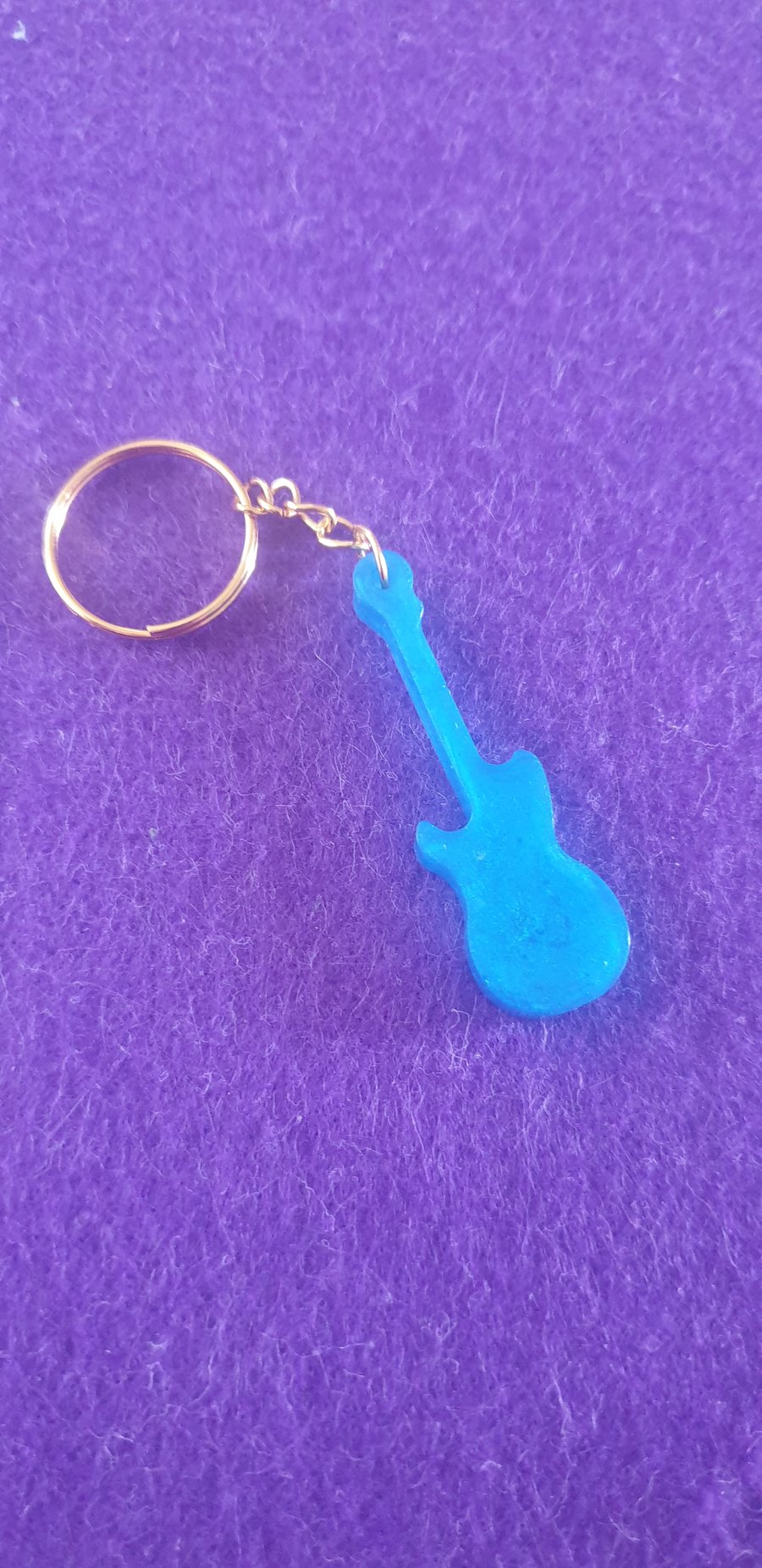 Blue guitar keyring Folksy