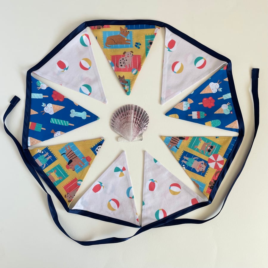 Doggie Pool Party Bunting - small - reversible 