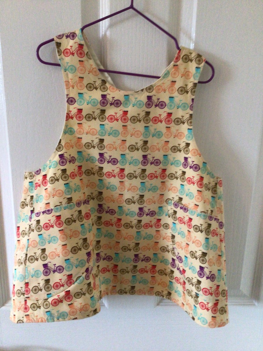 Child’s Artisan Apron. Bycicles. Aged 4 to 5 years.