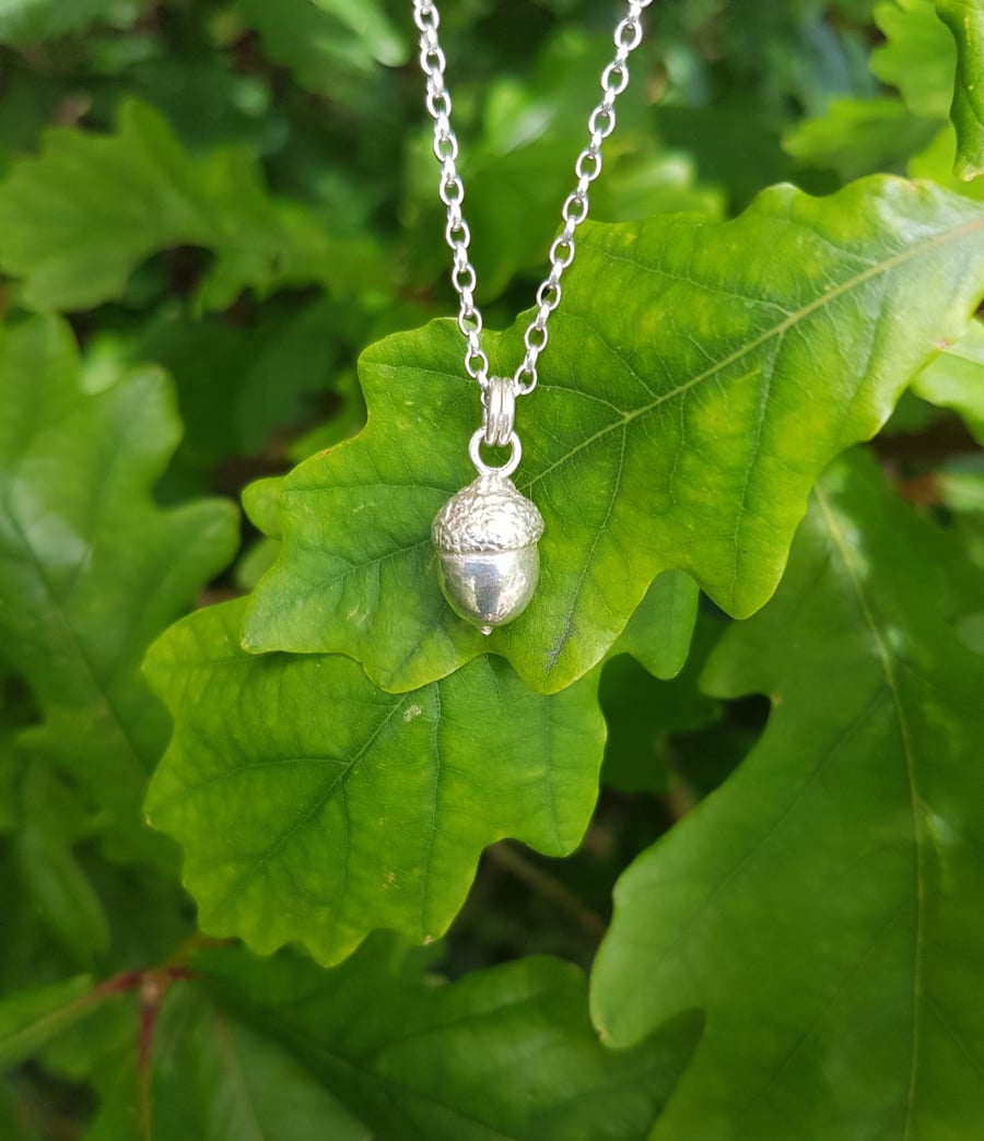 Acorn Necklace.