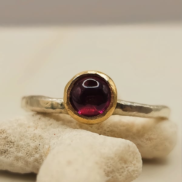 Rhodolite Garnet Ring - Sterling Silver Gold Bezel - Size K