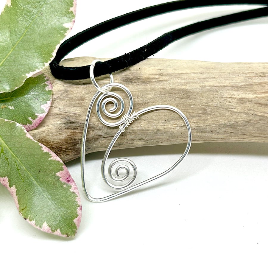 Elegant Silver Heart Pendant Necklace, Valentine’s Gift