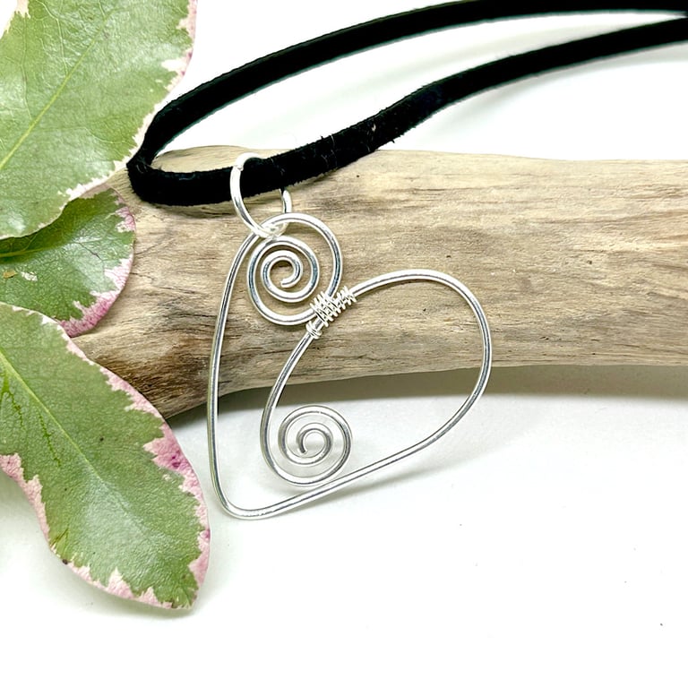 Elegant Silver Heart Pendant Necklace, Valentine’s Gift