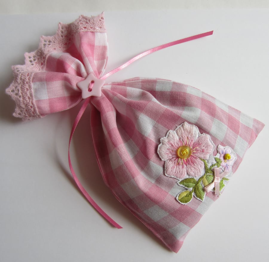 SALE Pink Gingham Lavender Bag Sachet with Embroidery Flower % to Ukraine