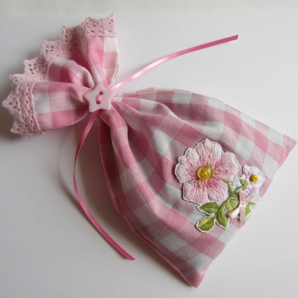 SALE Pink Gingham Lavender Bag Sachet with Embroidery Flower % to Ukraine