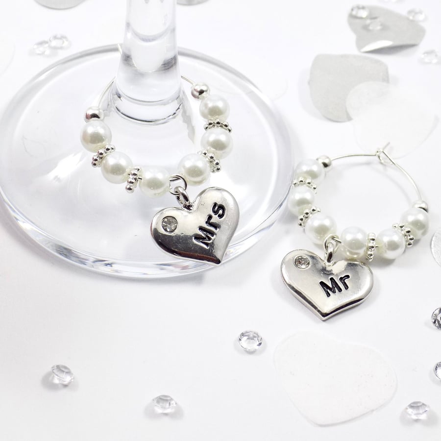 Mr and Mrs Wine Glass Charms, Elegant Wedding Wine Charms for Wine Glass