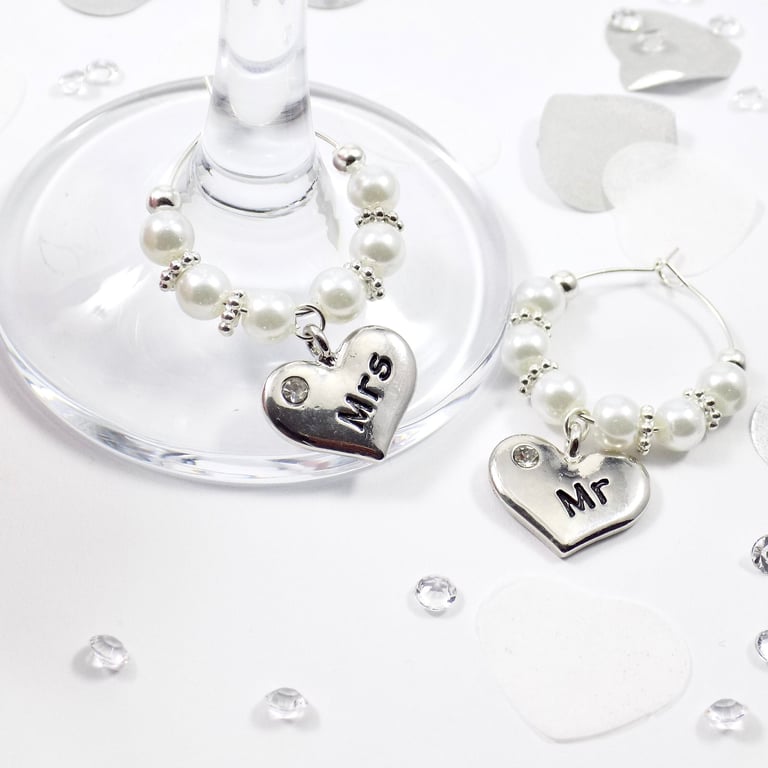 Mr and Mrs Wine Glass Charms, Elegant Wedding Wine Charms for Wine Glass