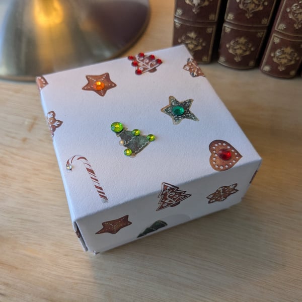 Christmas Gift Box -  Hearts and Stars