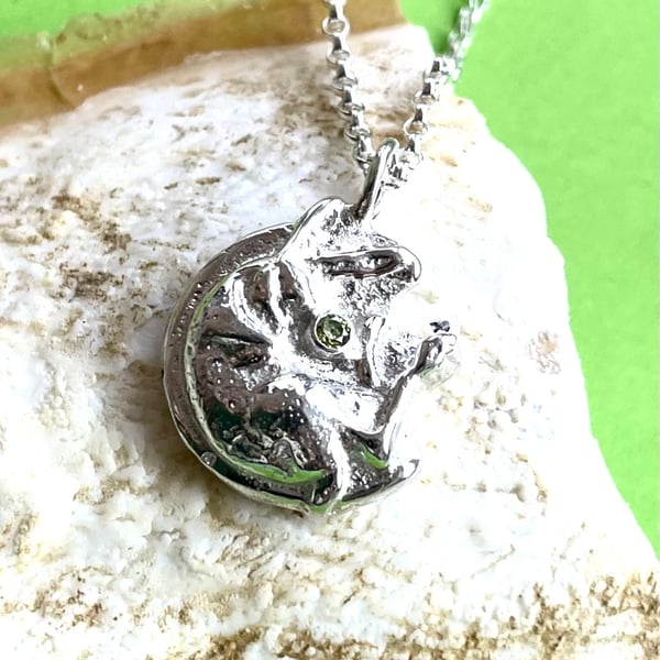 Night hare pendant with peridot