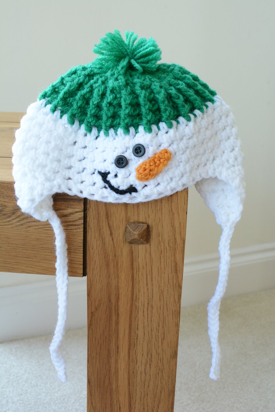 Baby Snowman Hat - 0 to 3 months (green)