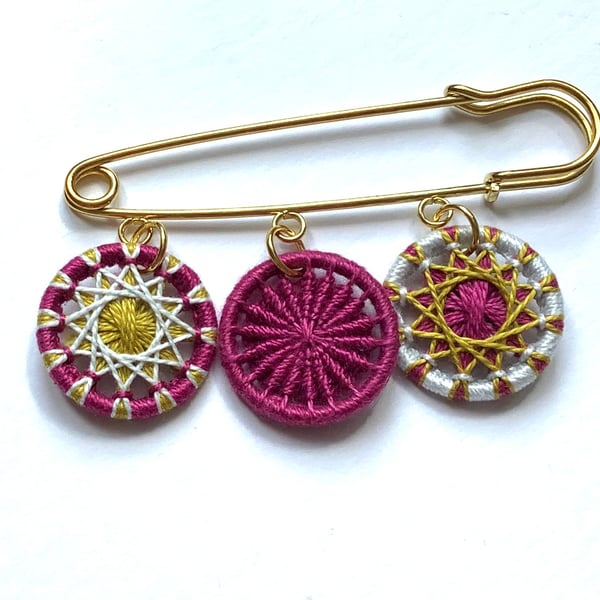 Kilt Pin Brooch