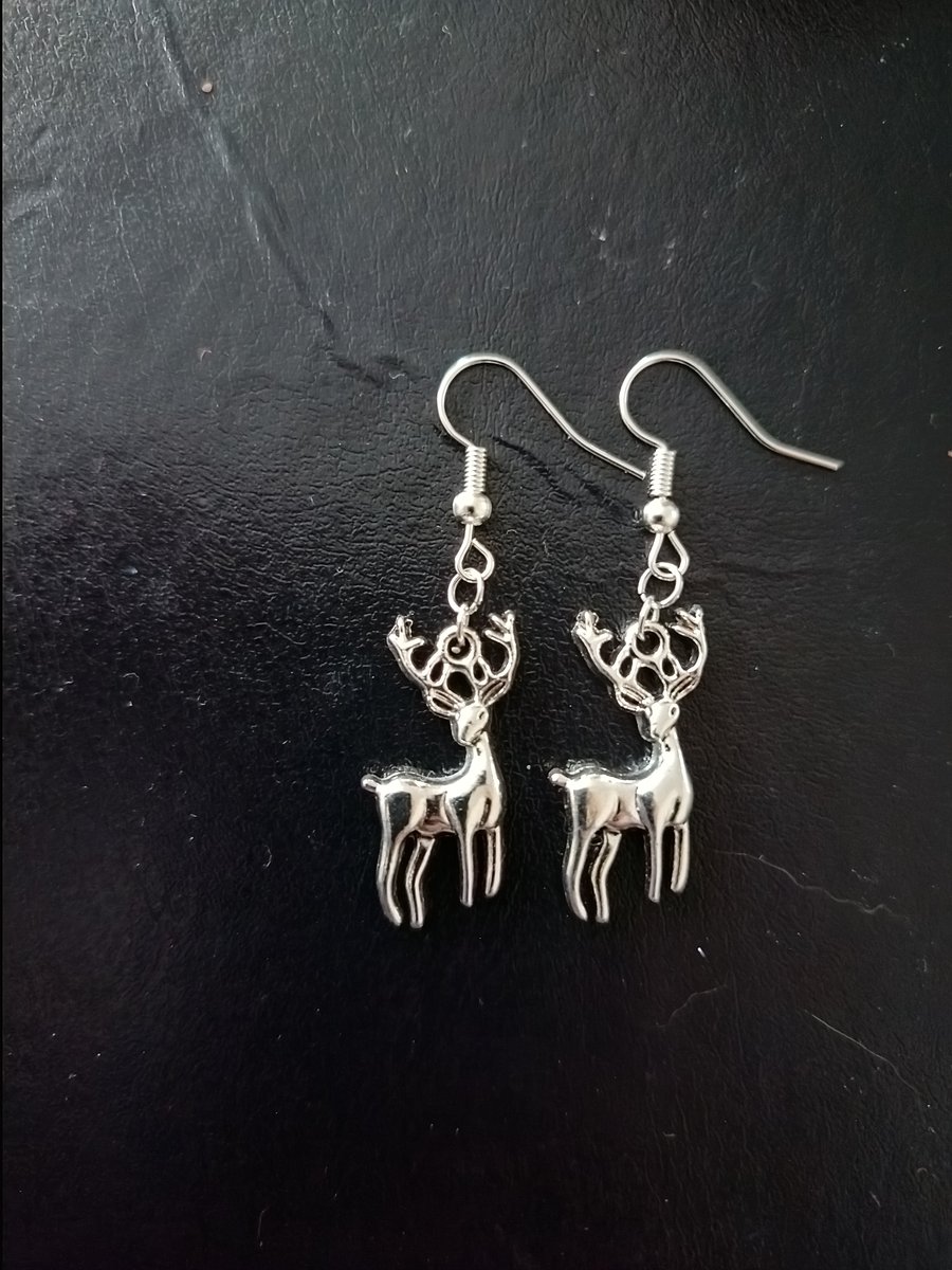 Silver stag charm dangle earrings 