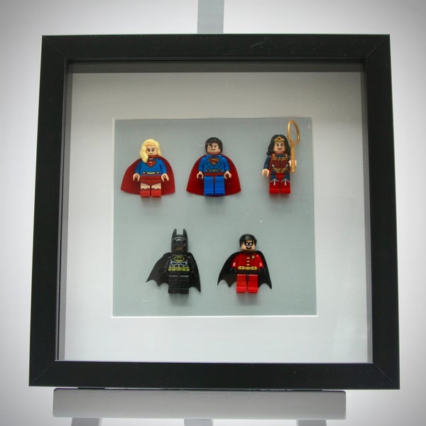 DC Comics Super Hero mini Figures frame