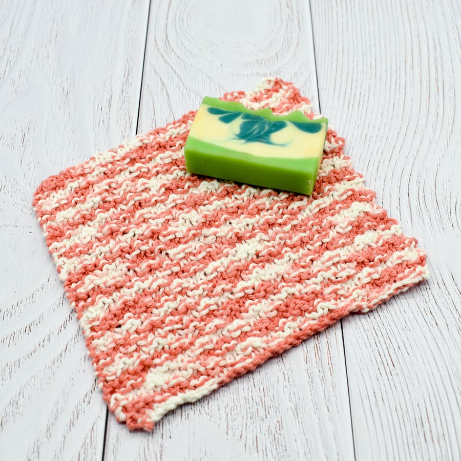 Hand knitted cotton wash cloth - white and coral pink