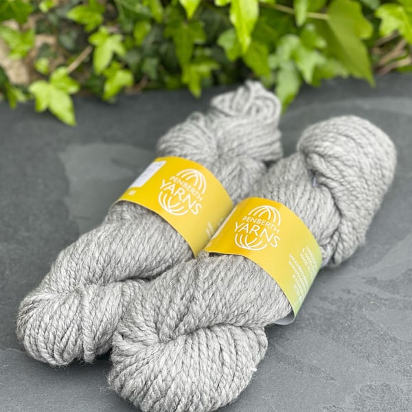 Handspun Merino and Tussah Silk Chunky Yarn in Natural Grey and White