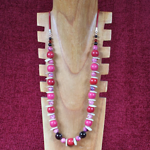 Ocean Pink Necklace.