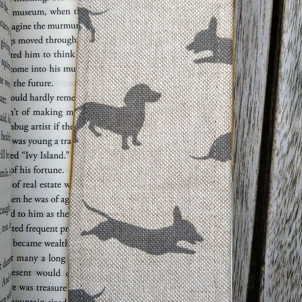 Bookmark with dachshunds