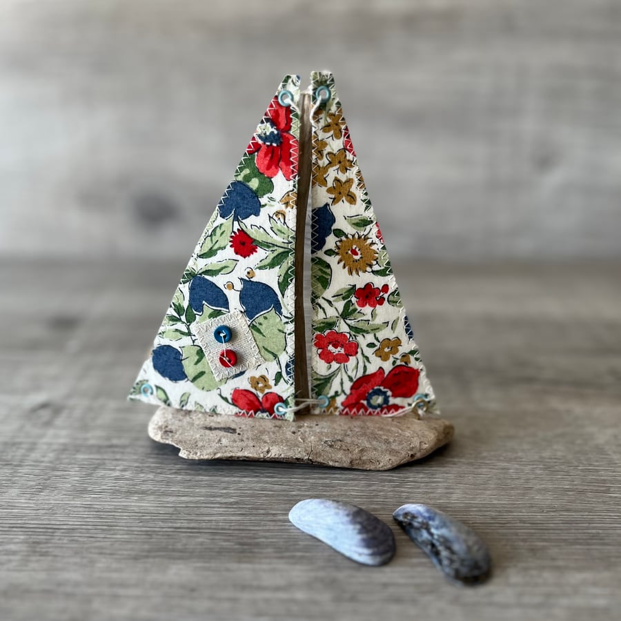  Liberty Driftwood Boat Free Postage 