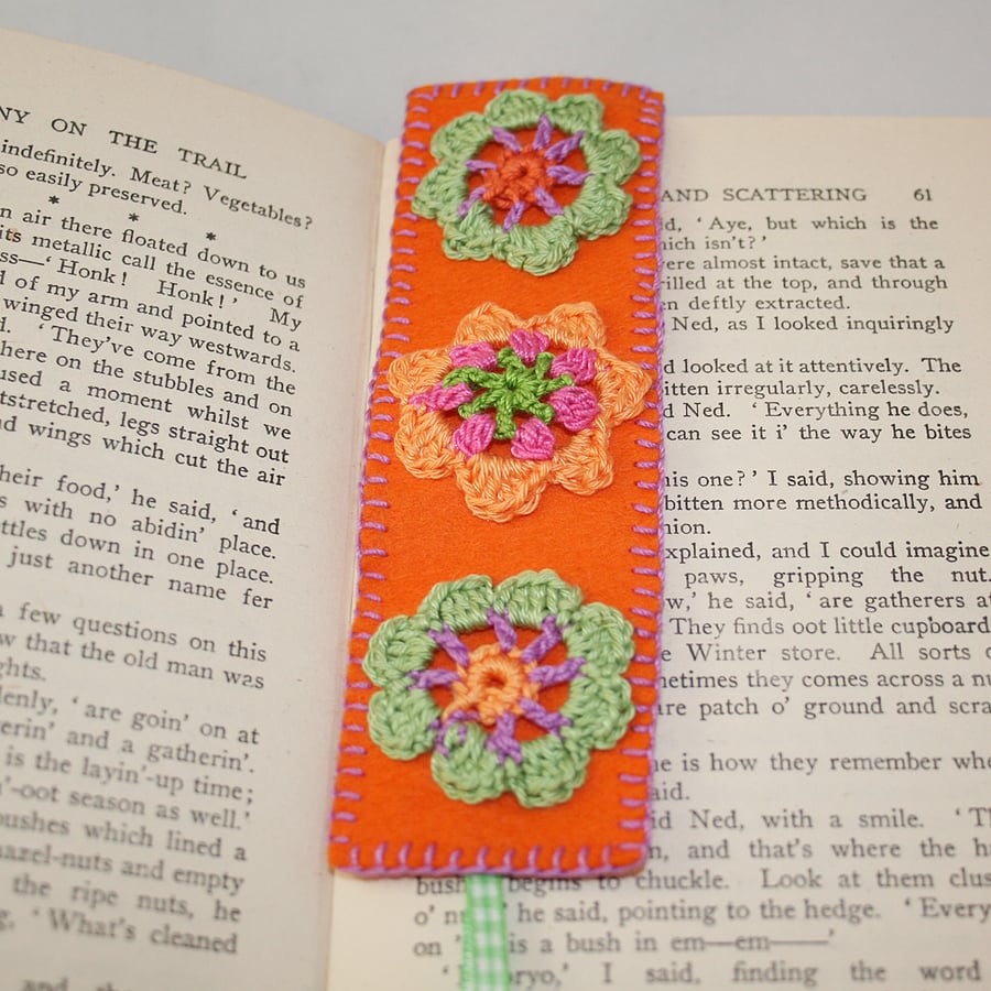 Crochet motif felt bookmark - orange