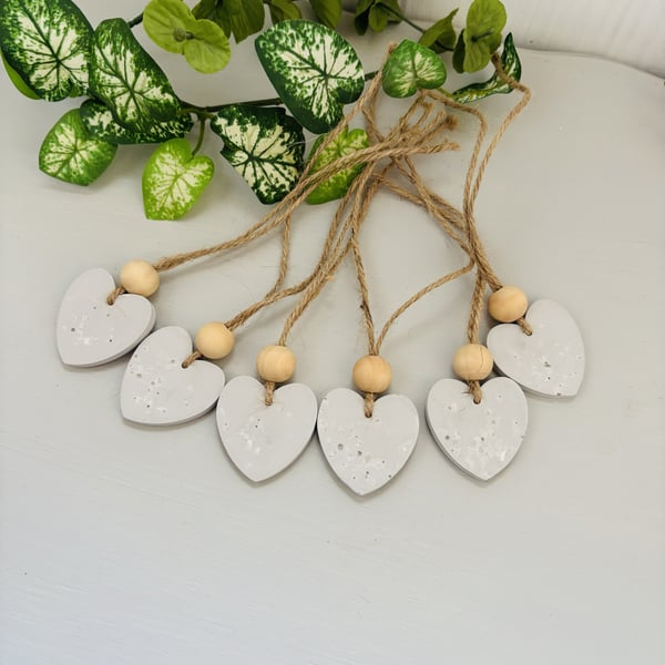 6 Grey Hanging Heart Essential Oil Diffusers
