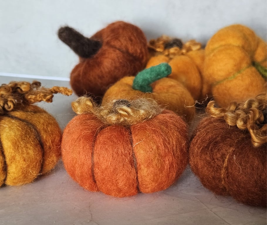 Autumn Décor Pumpkins - Set of 3, Orange handmade needle felted pumpkins