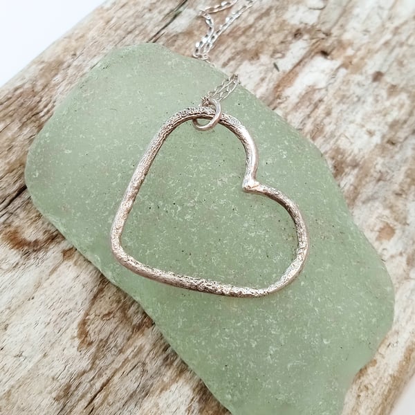 Distressed Sterling Silver Heart Pendant (NKSSPDHT9) - UK Free Post