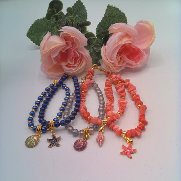 Beaded Bracelet with an Enamelled Shell Charm, Gift for Her, Bracelet, Sea Shell