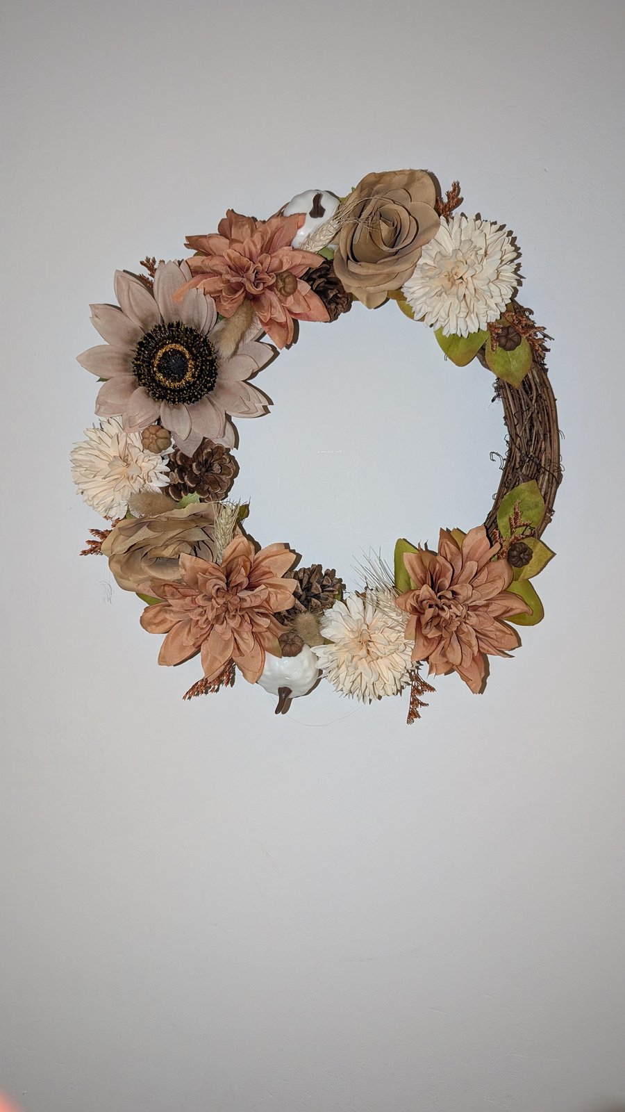 Muted autumn wreath 