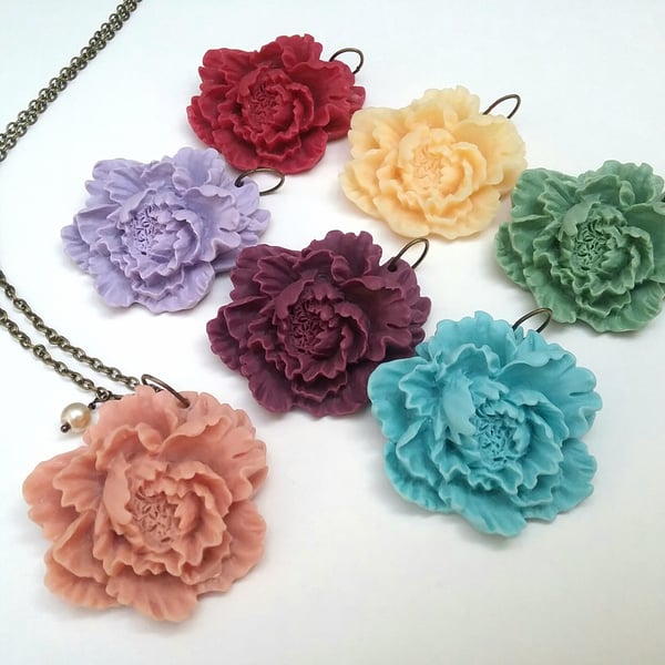 Beautiful Big Peony Necklace........