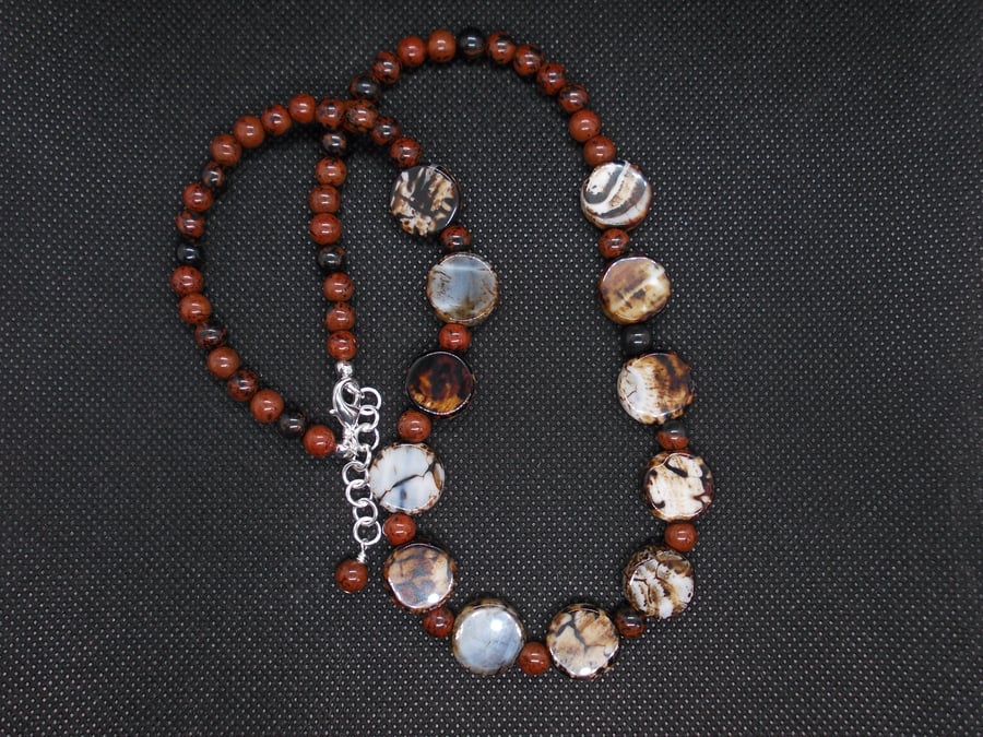 Obsidian and agate necklace