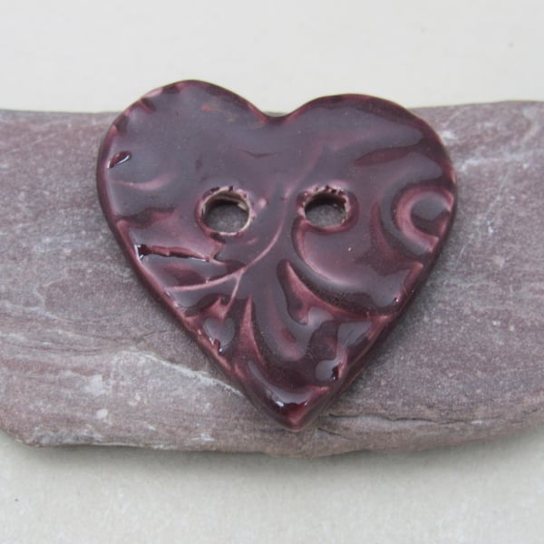 Medium Aubergine Purple Brocade Texture Heart Shaped Ceramic Button