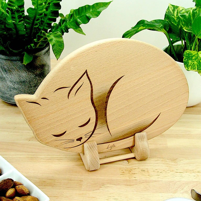 Cat Chopping Board: Beech Wooden Kitchen Serving Gift, UK Hand Made