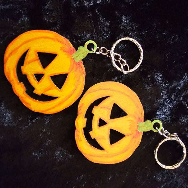 Halloween Pumpkin - Handmade wooden keyring, keychain