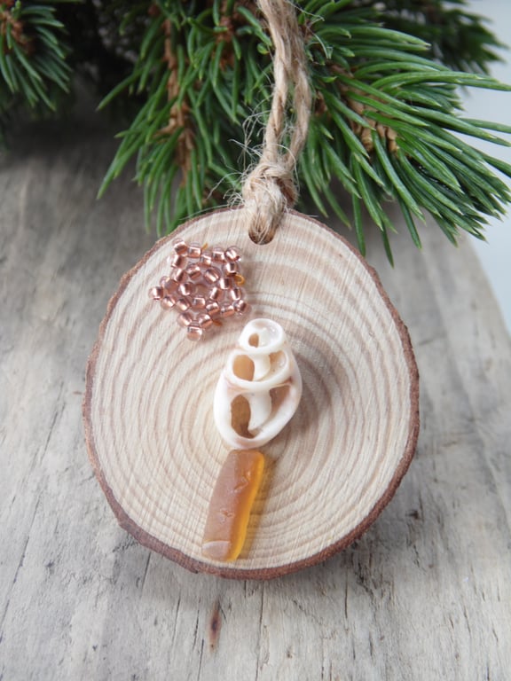 Sea Shell Christmas Tree with Copper Beaded Star Christmas Decoration T110
