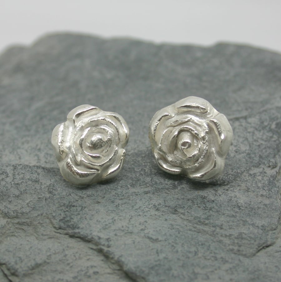 Fine silver rose flower stud earrings