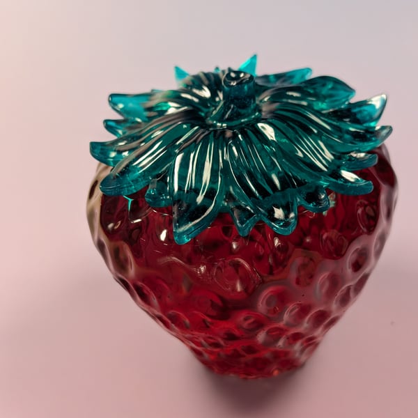 Strawberry Trinket Jar – Handmade Resin Keepsake Storage Pot