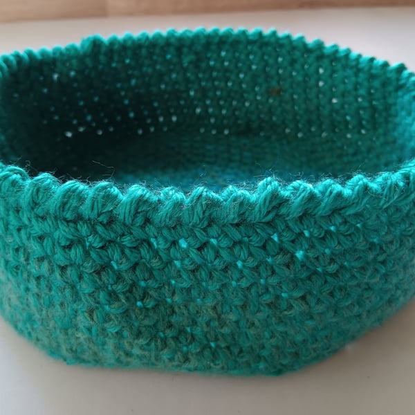 Crochet Basket (Jewel Green) - so practical!