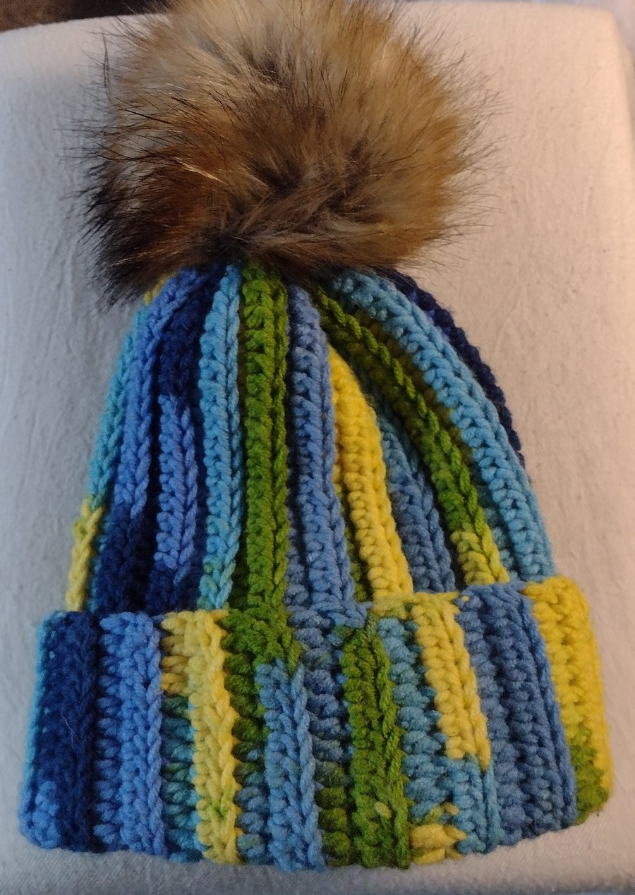 Crochet Pom Pom Hat 