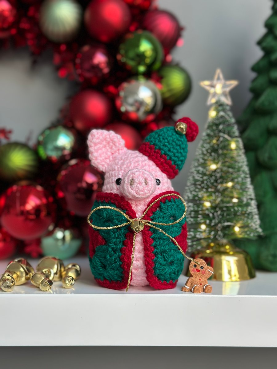 Christmas Elf Piggy in a Blanket