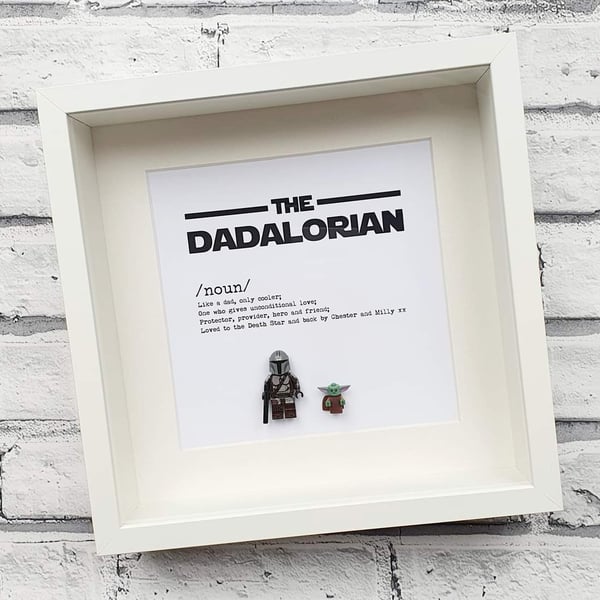 The Mandalorian Dadalorian Minifigure Frame