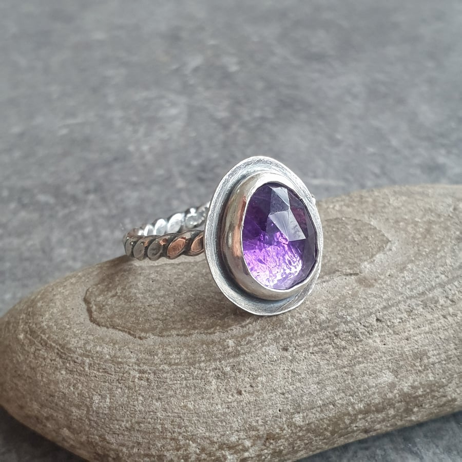 Amethyst oval ring, February birthstone, Deep purple gemstone