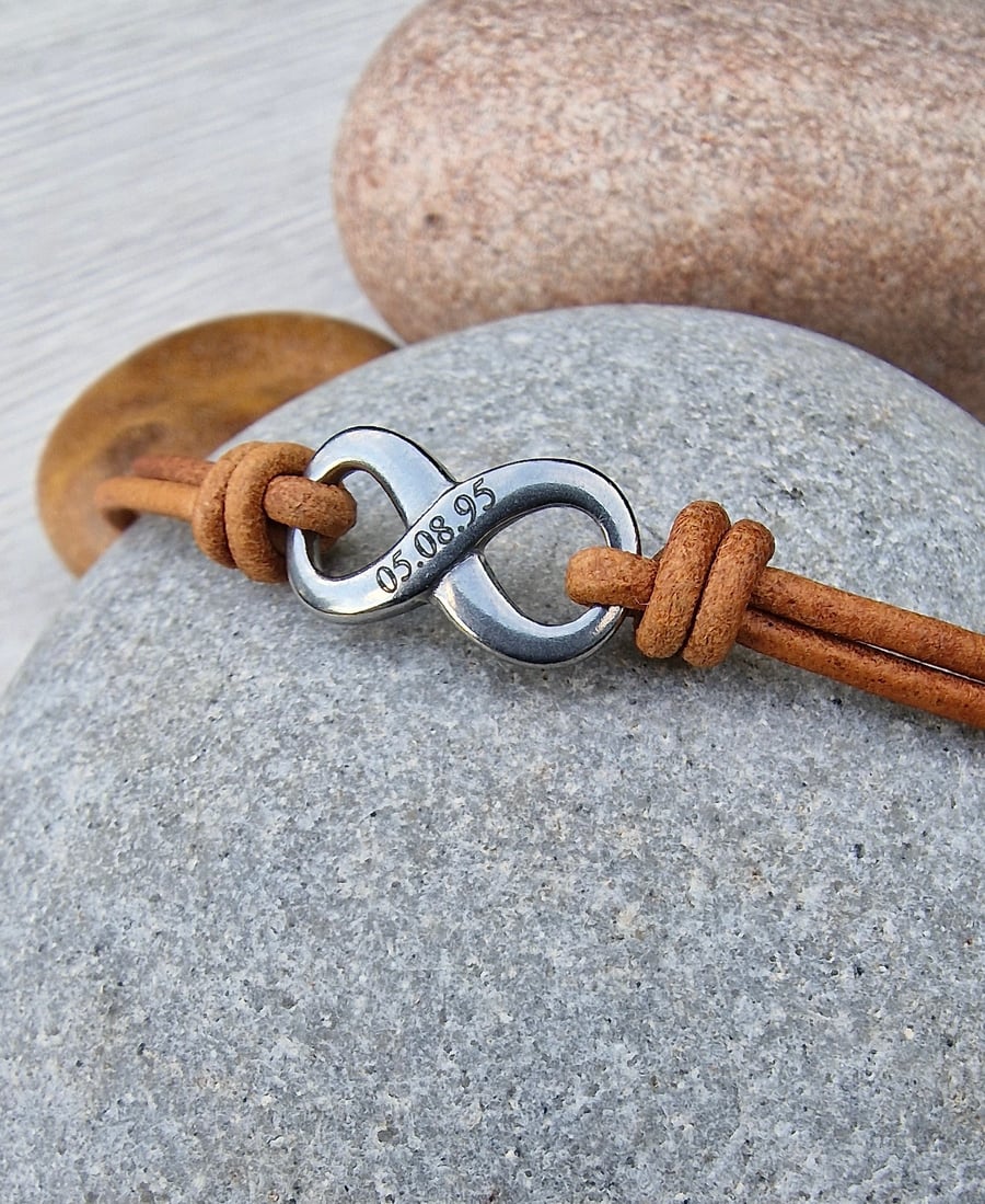 Personalised Infinity Charm Leather Bracelet Custom Engraved Gift for Love & Fri