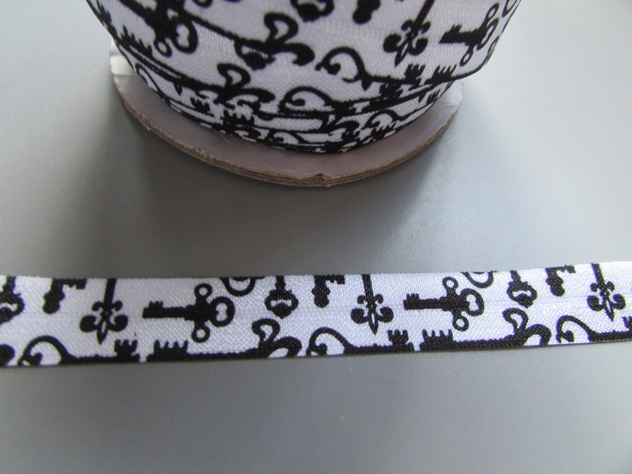Keys Black and White Fold Over Elastic x 1 metre sewing steampunk