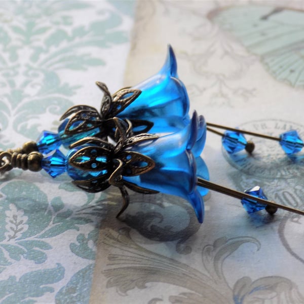 Capri Blue Hand Painted Lucite Flower Earrings, Floral Boho Vintage Style