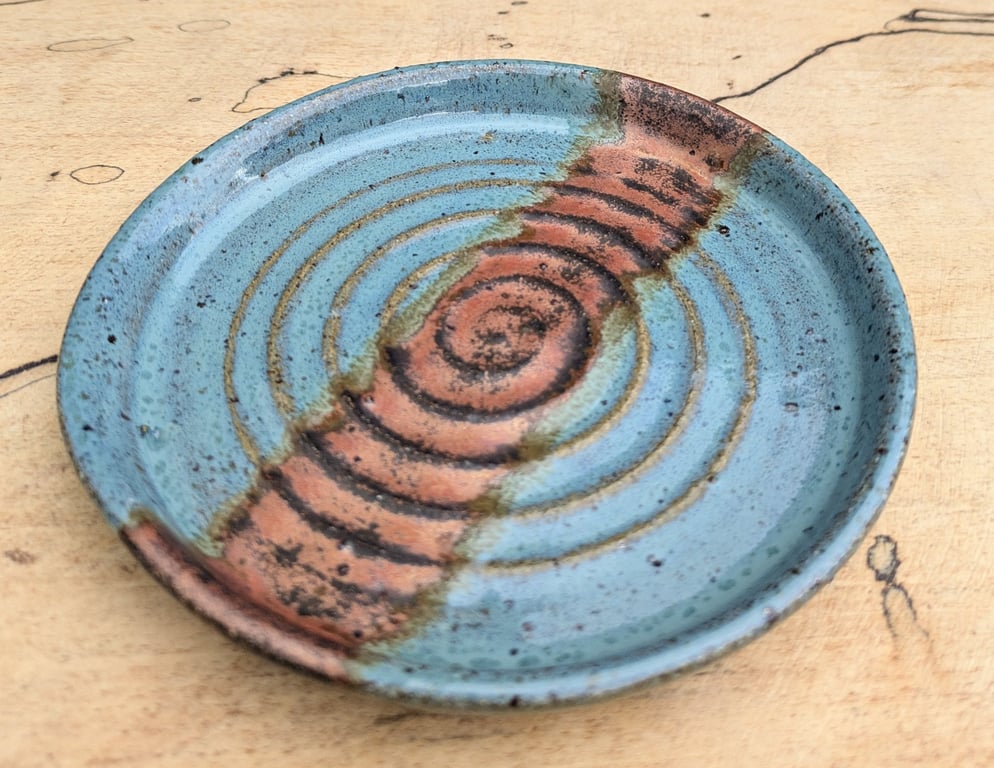 Soft green & copper strip speckled spoon rest
