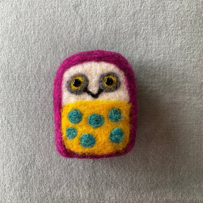 Polka dot tummy owl - pink melange