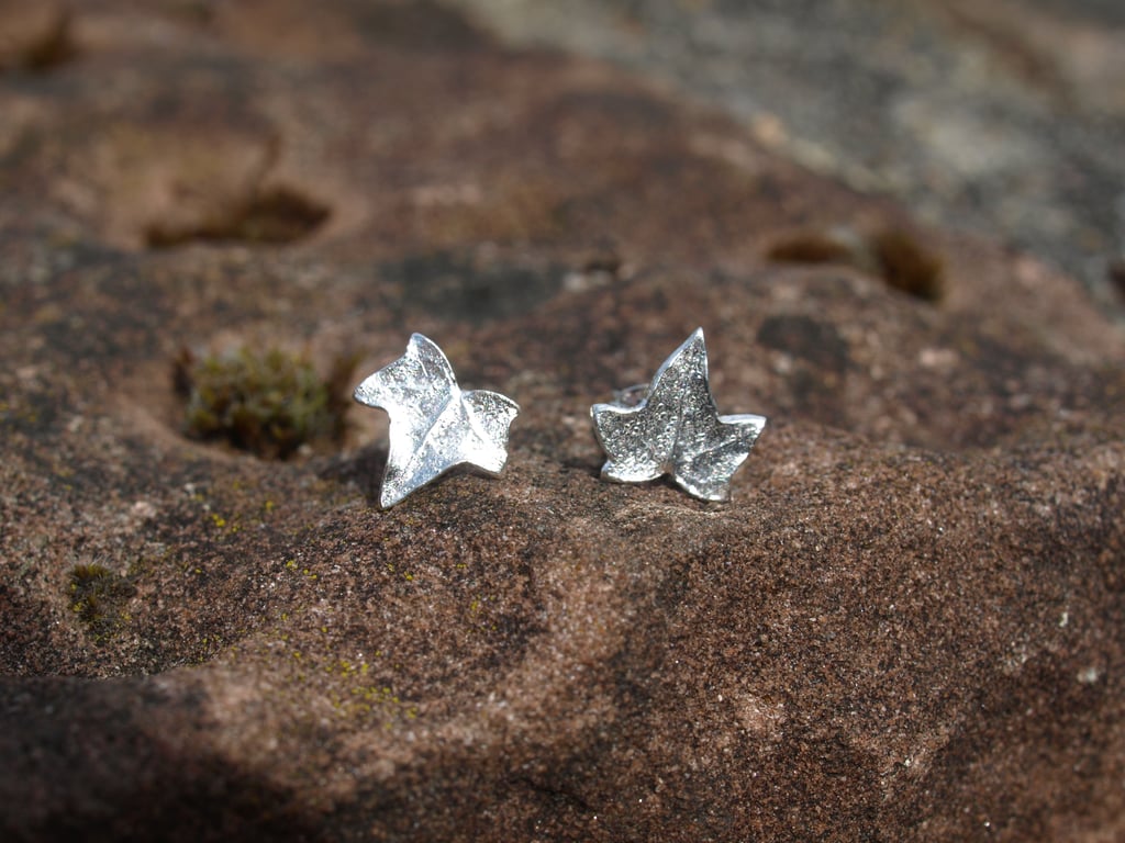Ivy Stud Earrings